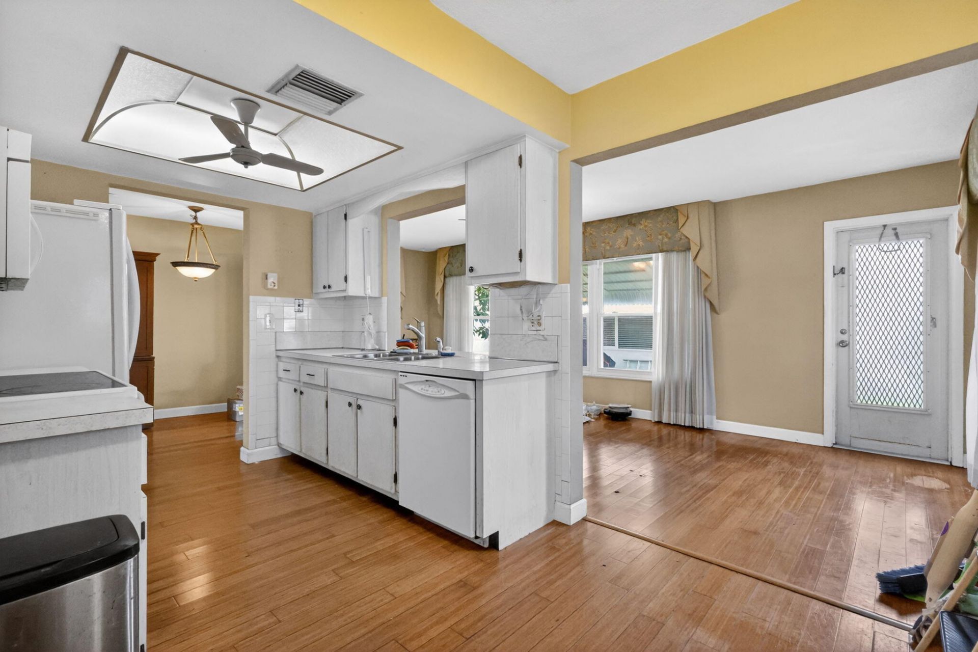 1104 W Ocean Avenue, Boynton Beach, FL 33426 Photo