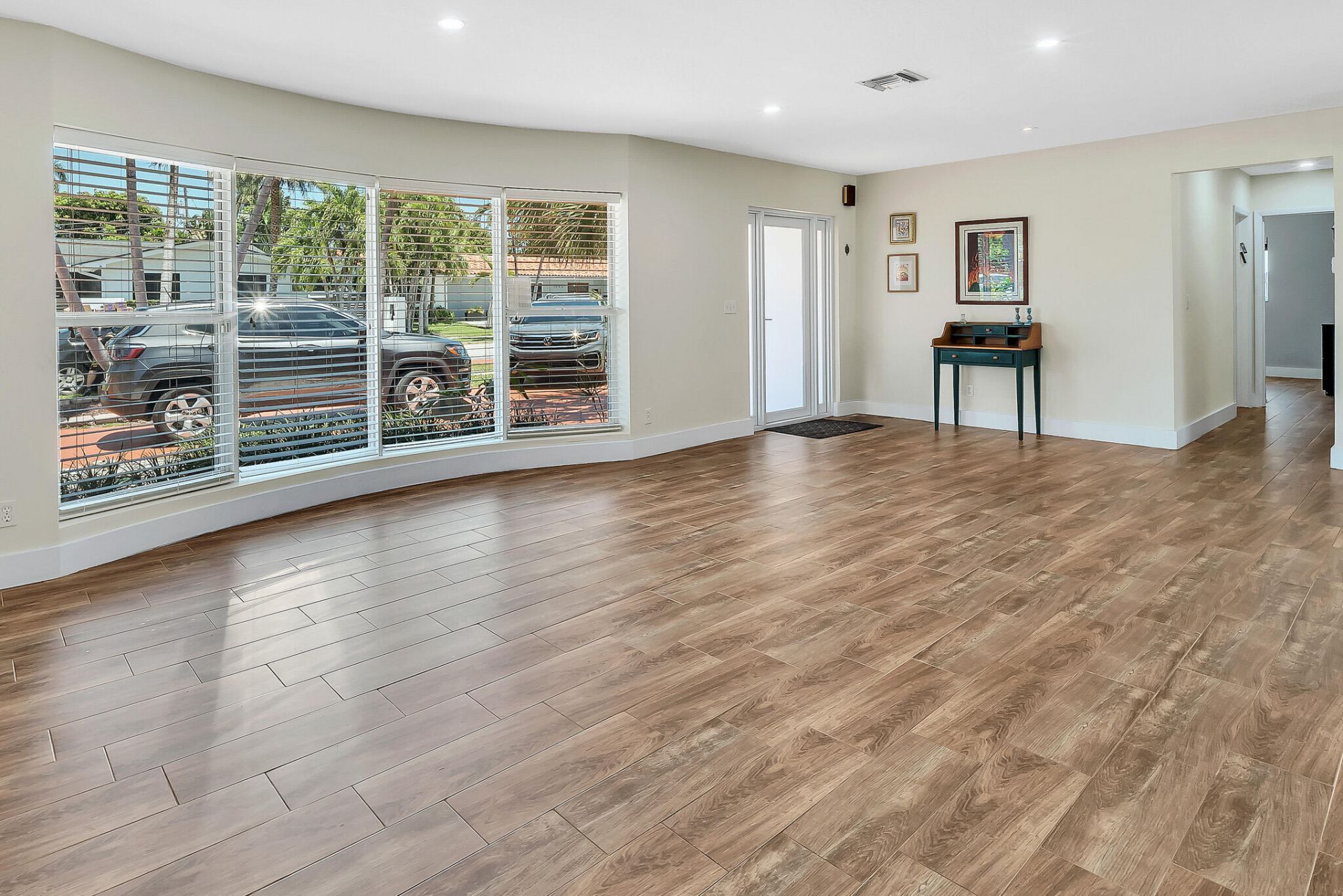 1870 NE 197th Terrace, Miami, FL 33179 Photo