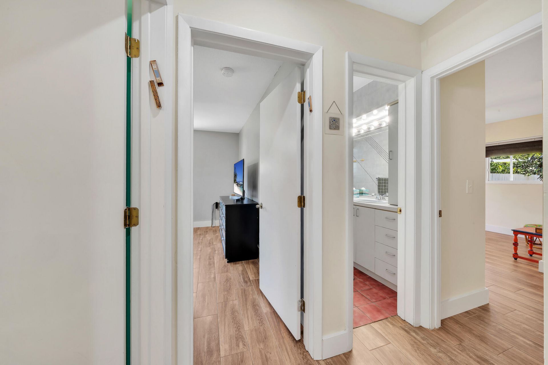 1870 NE 197th Terrace, Miami, FL 33179 Photo