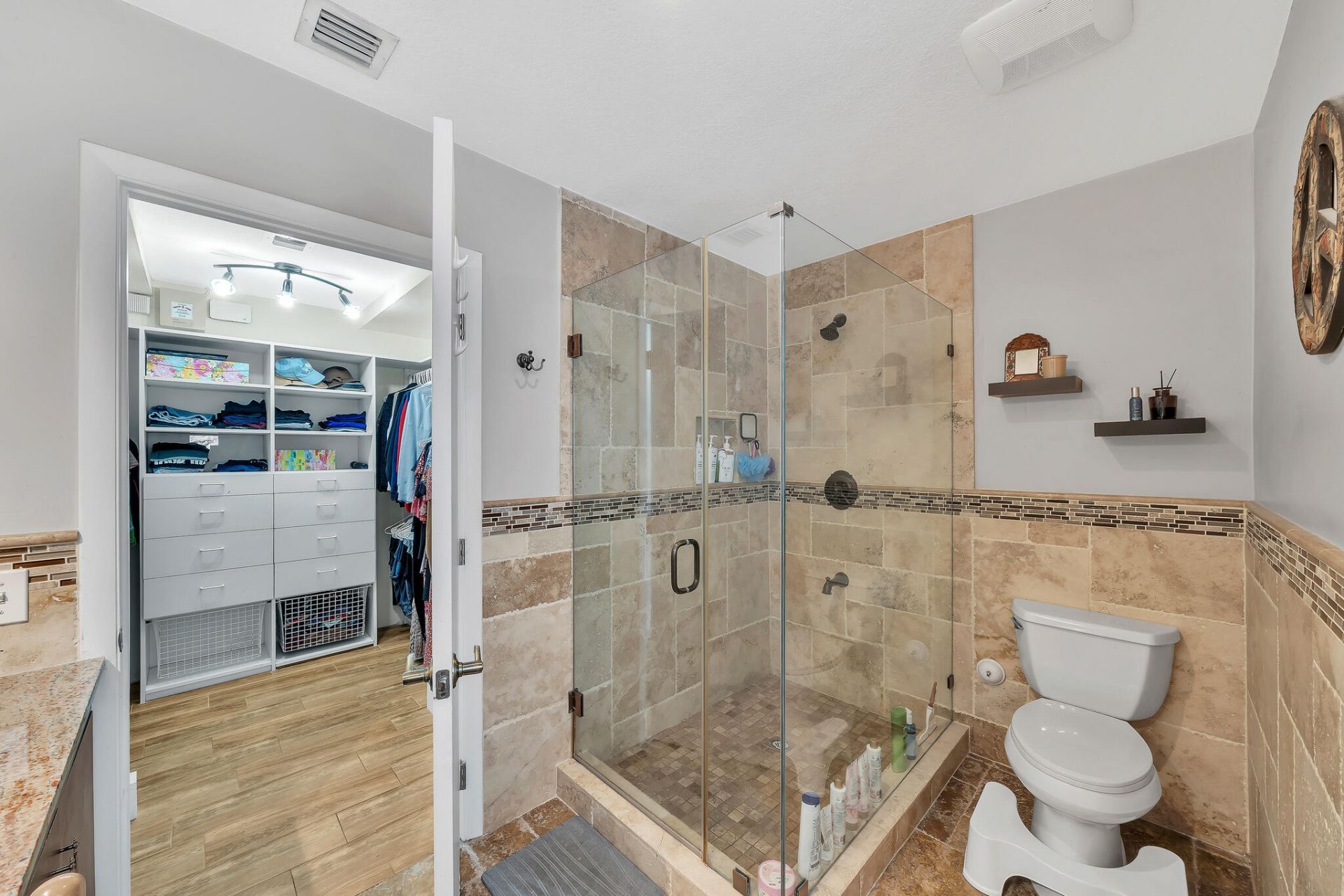 1870 NE 197th Terrace, Miami, FL 33179 Photo