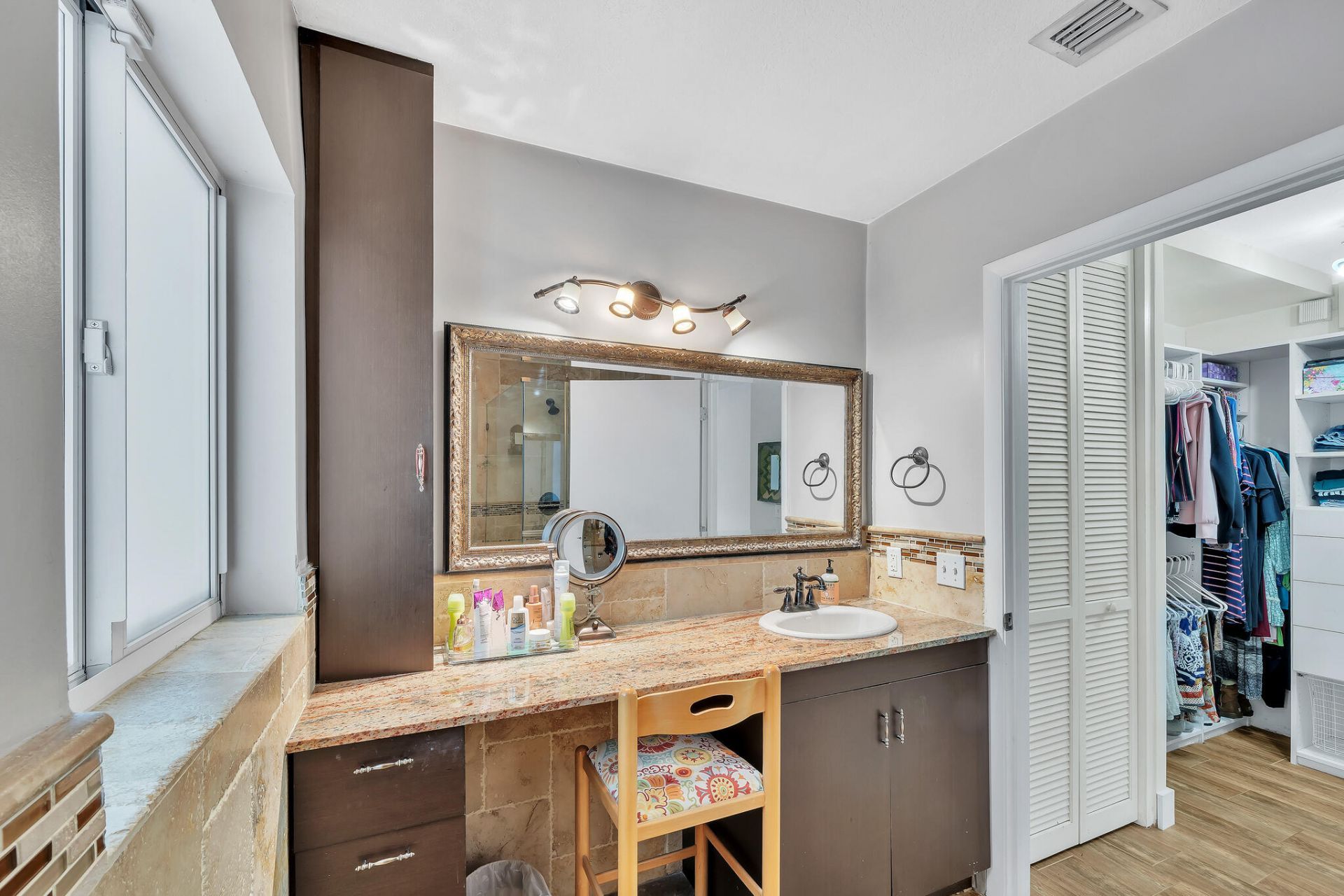 1870 NE 197th Terrace, Miami, FL 33179 Photo