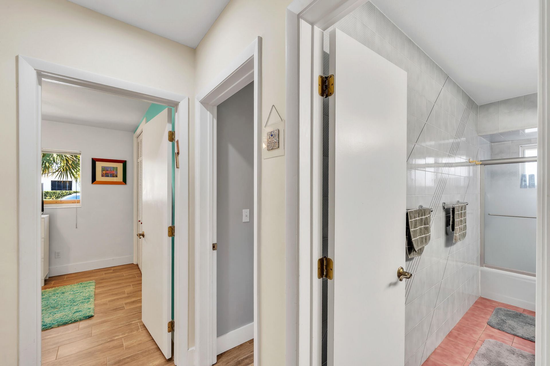 1870 NE 197th Terrace, Miami, FL 33179 Photo