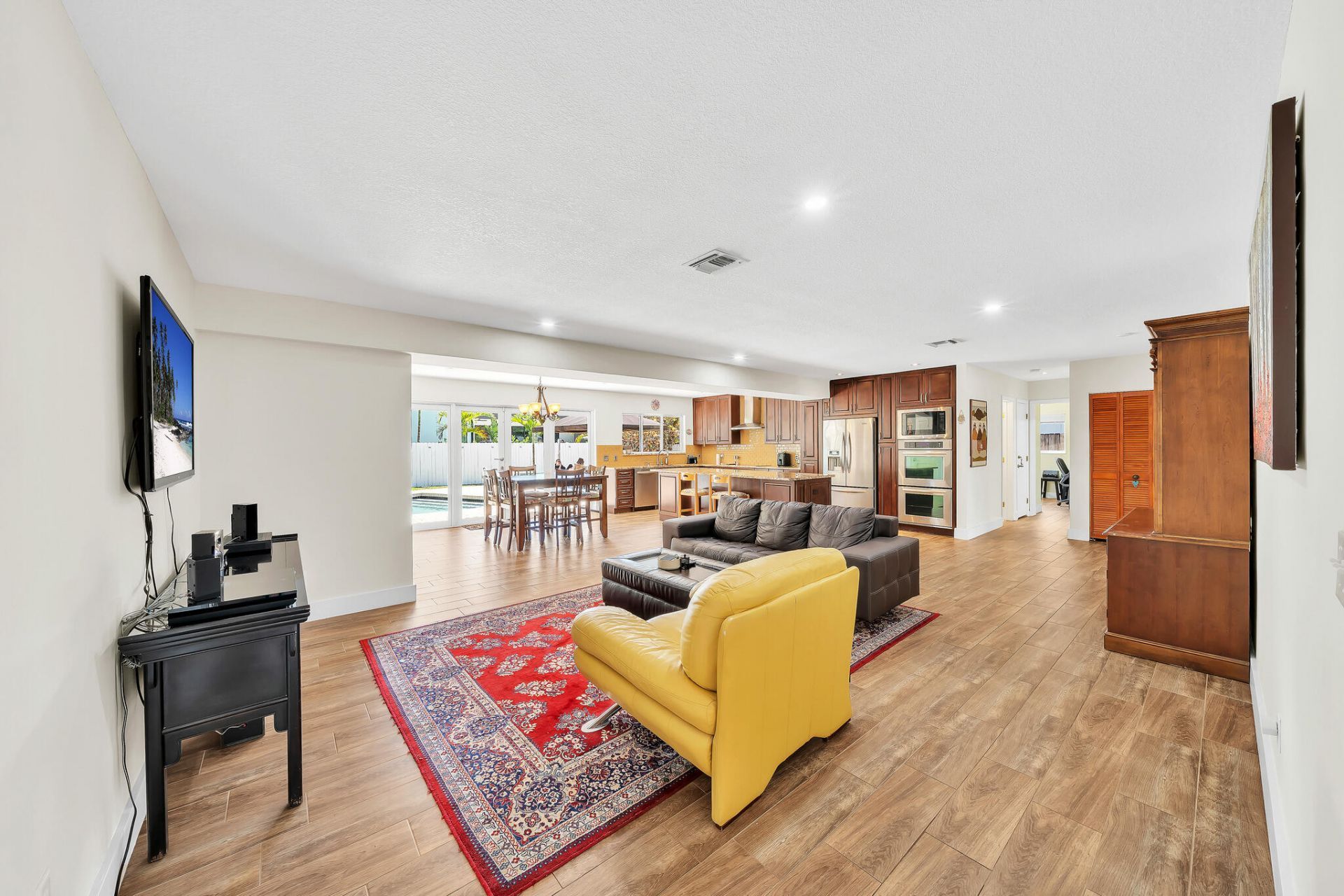 1870 NE 197th Terrace, Miami, FL 33179 Photo