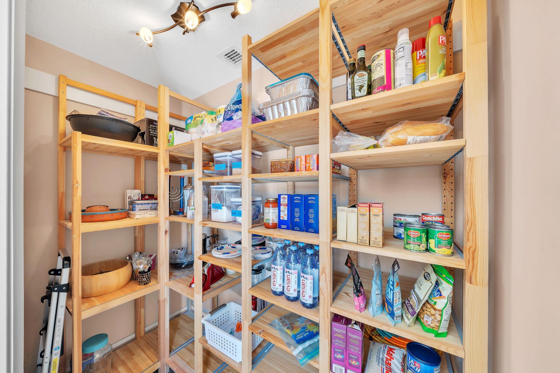 1870 NE 197th Terrace, Miami, FL 33179 Photo