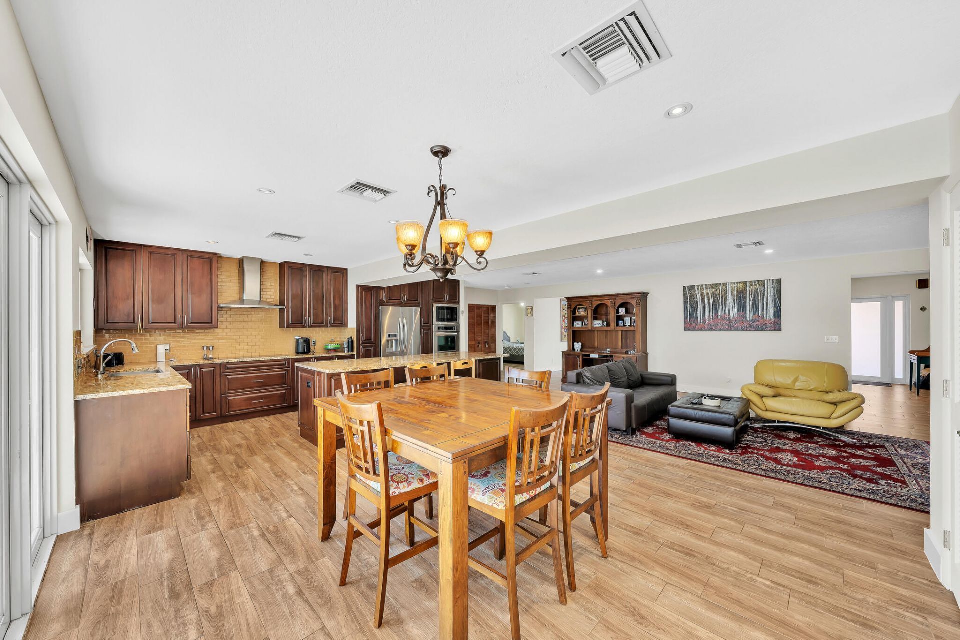 1870 NE 197th Terrace, Miami, FL 33179 Photo