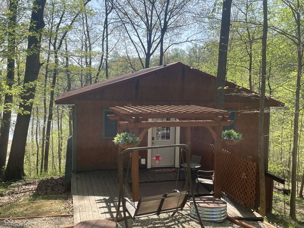 7665 E Butterman, Rockville, IN 47872