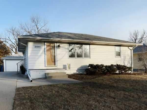 3941 E 26th Street , Des Moines, IA 50317