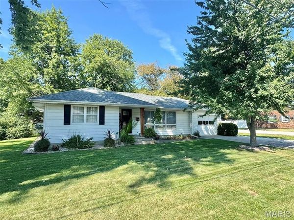 220 E Rogers Street , Monroe City, MO 63456