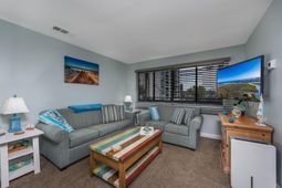 202 75th Ave. N  photo 4