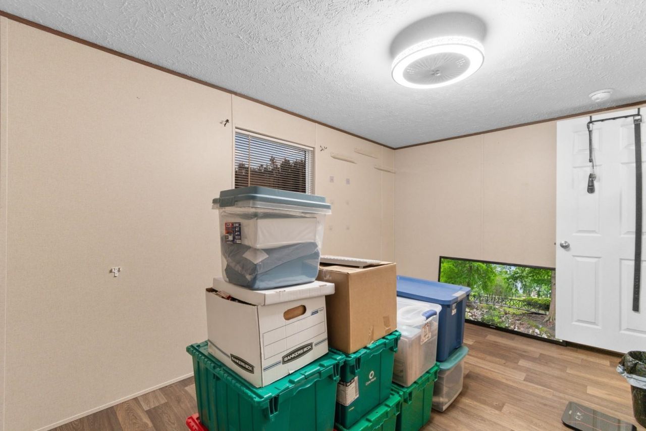 5381 Highway 66 Photo 17