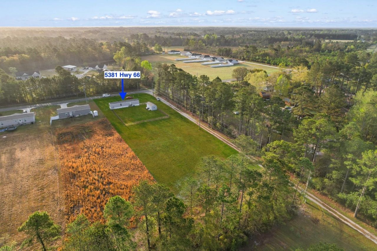 5381 Highway 66 Photo 26