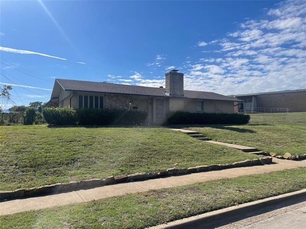 14046 Rolling Hills Lane, Dallas, TX 75240