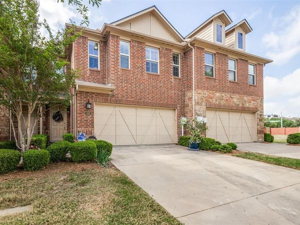 416 Hunt Drive, Lewisville, TX 75067