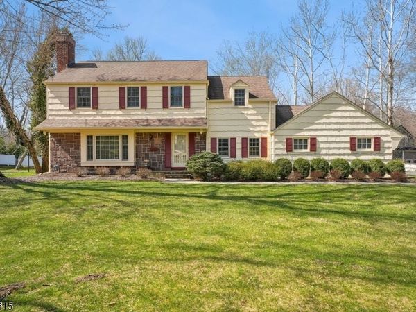 151 Mohawk Rd, Millburn, NJ 07078