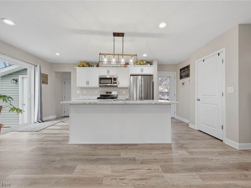 6101 Skylark Street SW, Canton, OH 44706 Photo 11