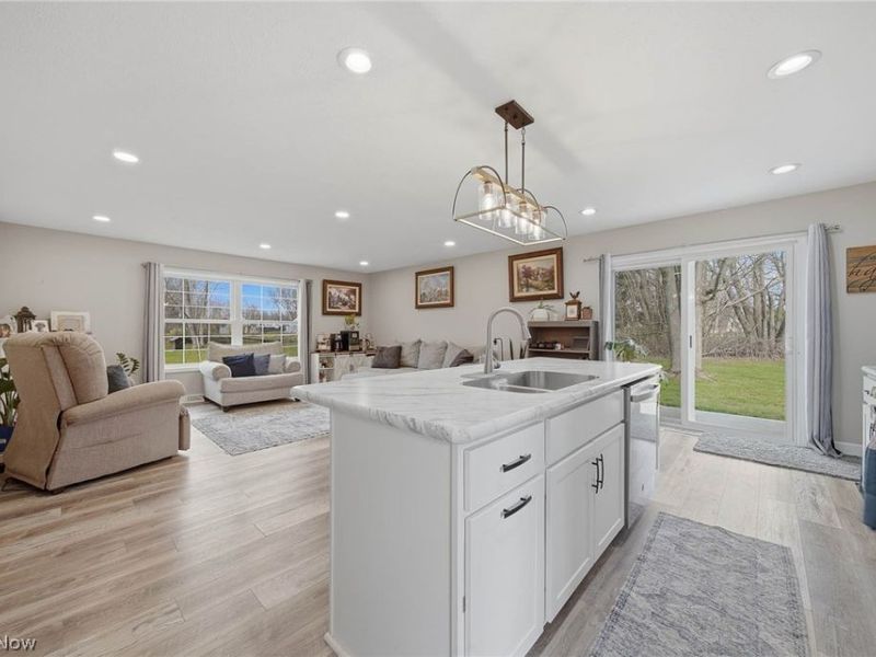 6101 Skylark Street SW, Canton, OH 44706 Photo 13