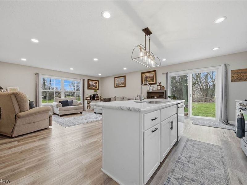 6101 Skylark Street SW, Canton, OH 44706 Photo 14