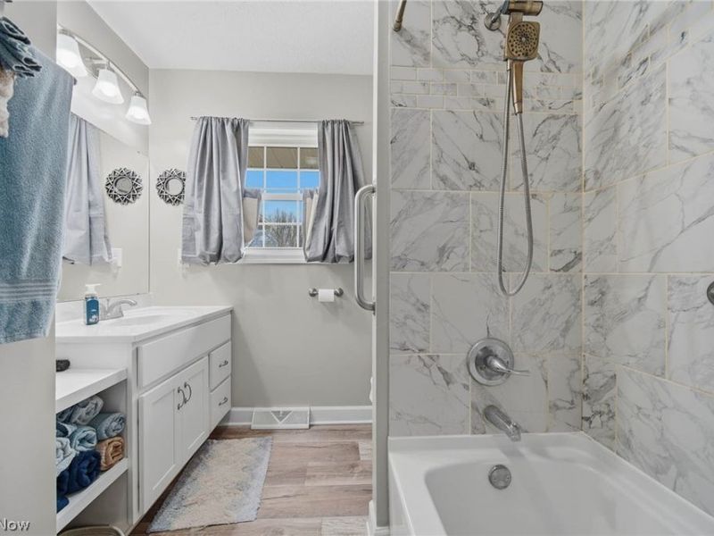 6101 Skylark Street SW, Canton, OH 44706 Photo 22