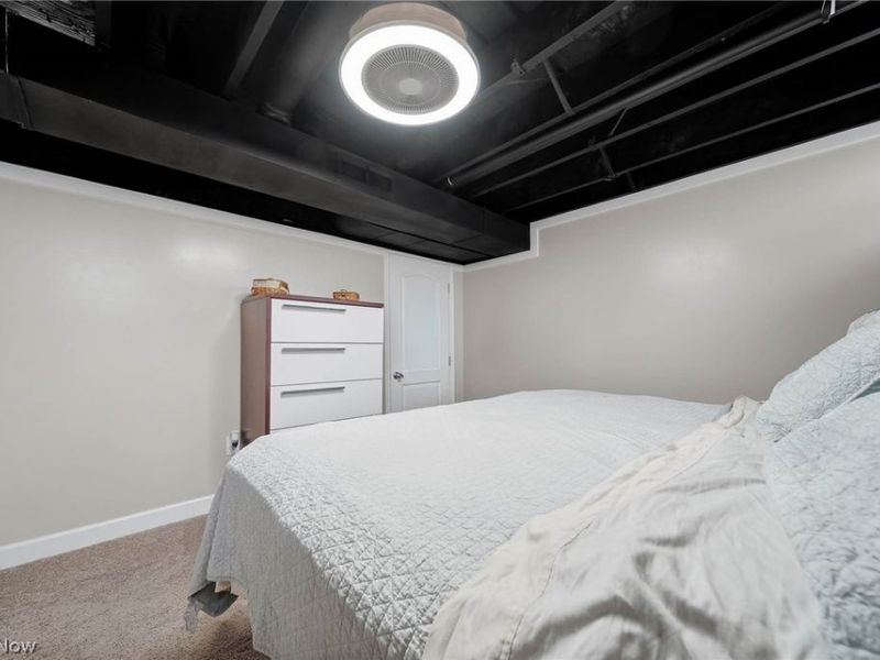 6101 Skylark Street SW, Canton, OH 44706 Photo 27