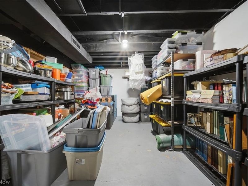 6101 Skylark Street SW, Canton, OH 44706 Photo 30