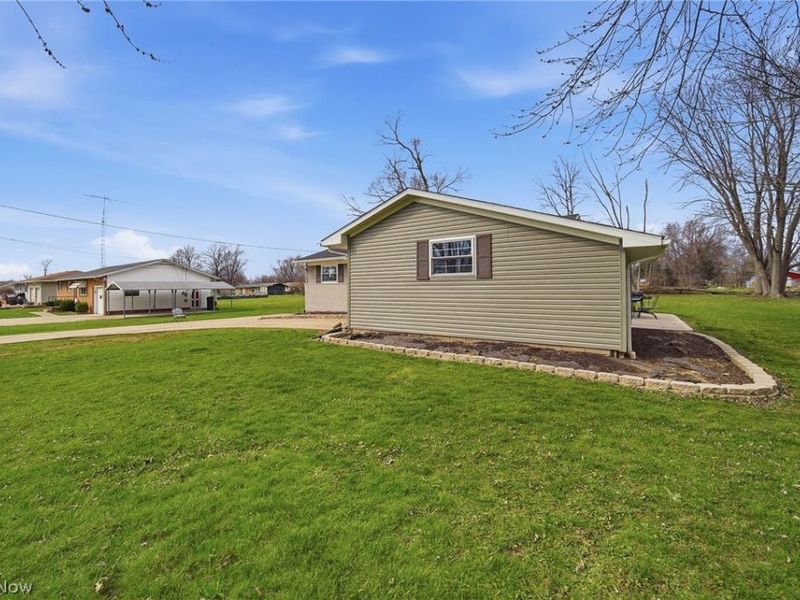 6101 Skylark Street SW, Canton, OH 44706 Photo 37