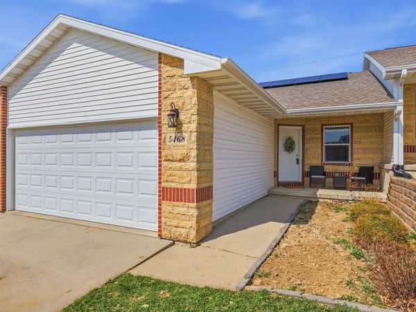 5468 Park Place, Dubuque, IA 52002