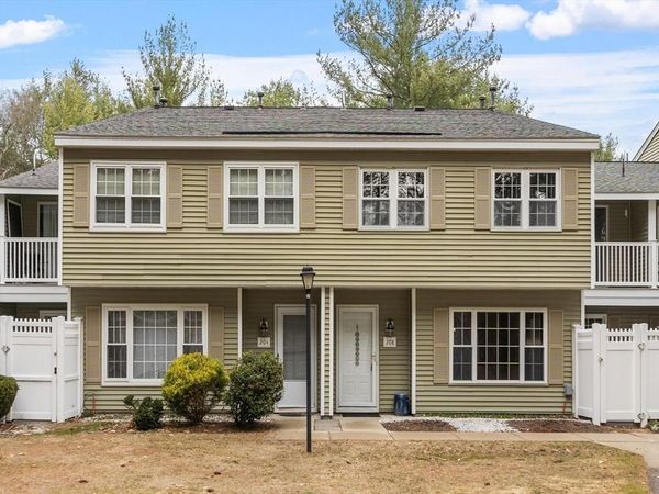 208 Edgebrook Dr, Unit 208, Boylston, MA 01505