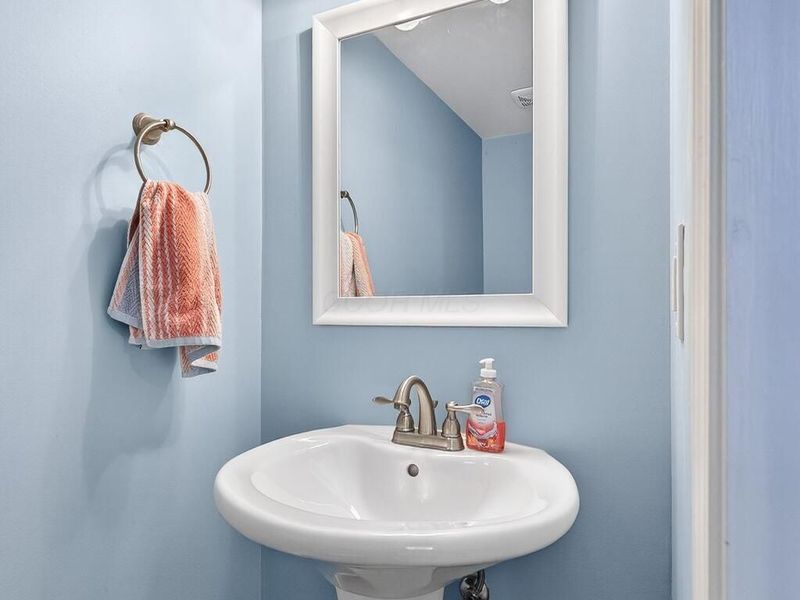 2421 Indian Creek Court, Grove City, OH 43123 Photo 16