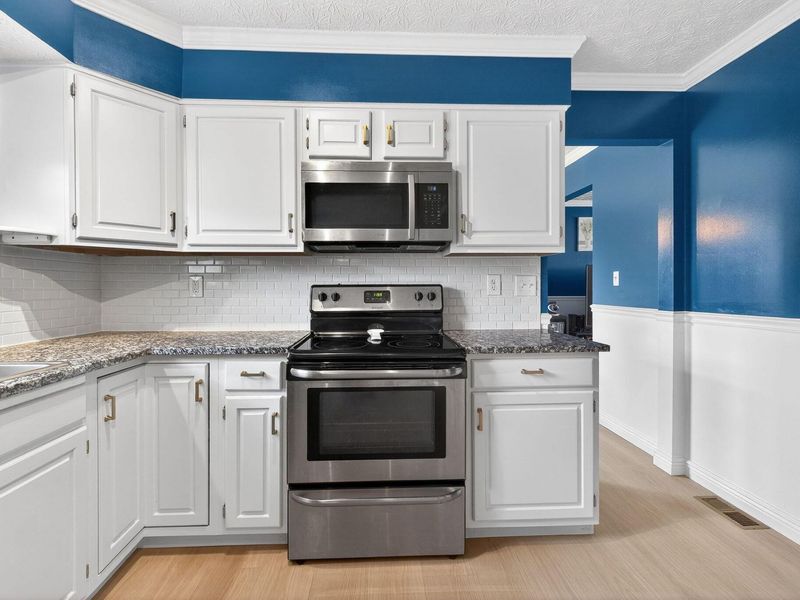 2421 Indian Creek Court, Grove City, OH 43123 Photo 4