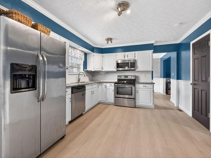 2421 Indian Creek Court, Grove City, OH 43123 Photo 6