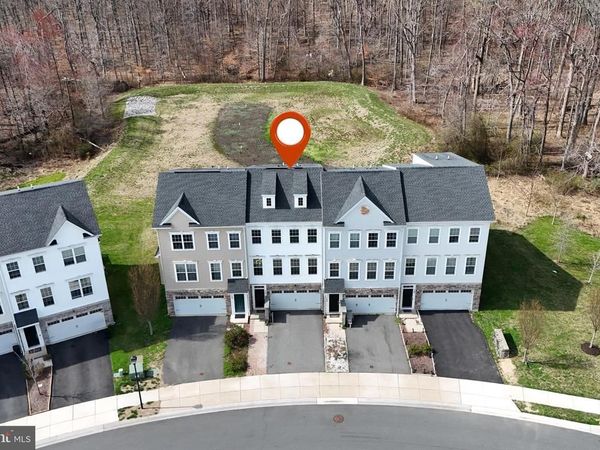 150 JENNY DRIVE, BEAR, DE 19701