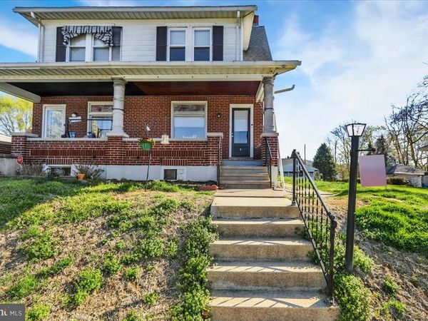 8 PERSHING BOULEVARD, READING, PA 19607