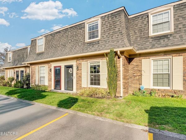 1010 Country Club Rd, Cookeville, TN 38501