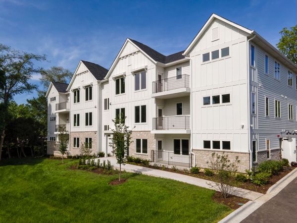 0S231 Winfield Road , Unit 206, Winfield, IL 60190