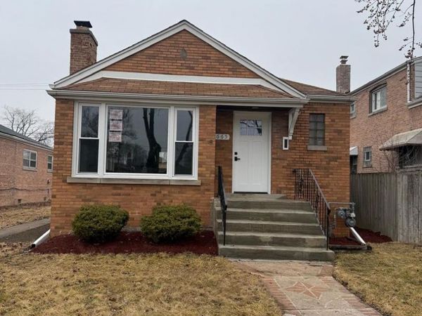 665 W 144th Street , Riverdale, IL 60827