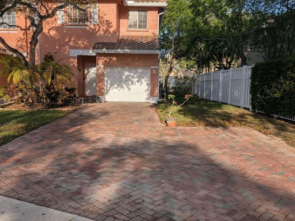4091 NW 91st Terrace, Sunrise, FL 33351