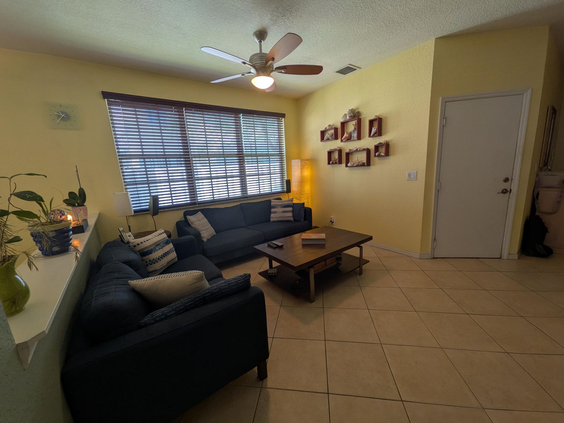 4091 NW 91st Terrace, Sunrise, FL 33351 Photo