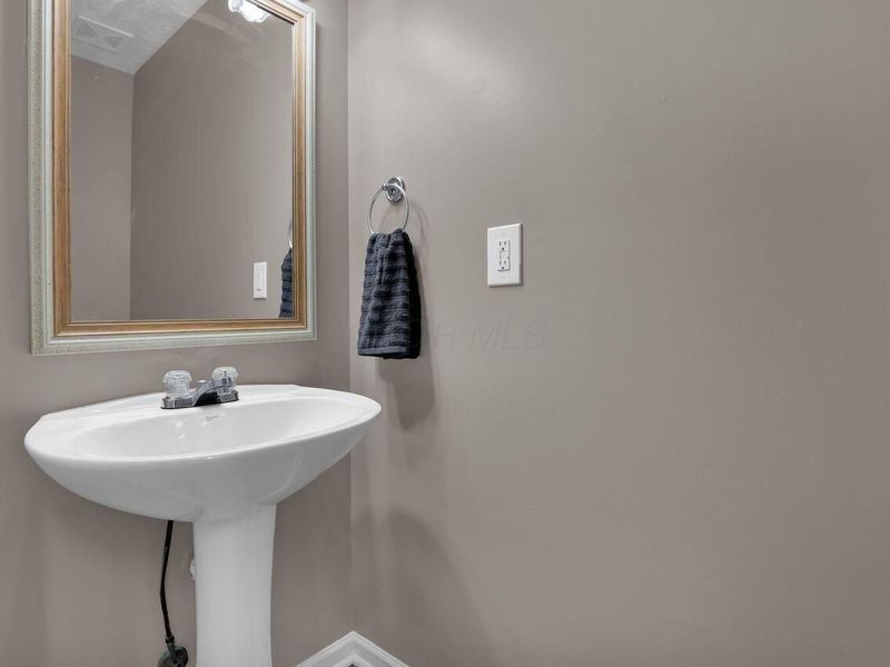 1417 Fahy Drive , Columbus, OH 43223 Photo 21