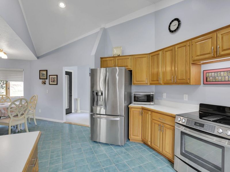 11135 Salem Road , Athens, OH 45701 Photo 17