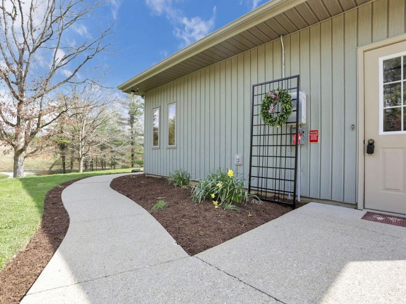 11135 Salem Road , Athens, OH 45701 Photo 54