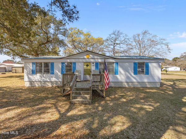 1650 Seagull Way SW, Ocean Isle Beach, NC 28469