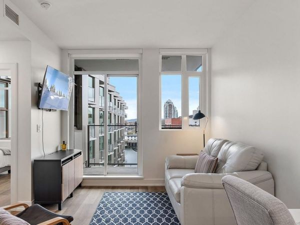 1628 Store St , Unit 807, Victoria, BC V8W 3K3