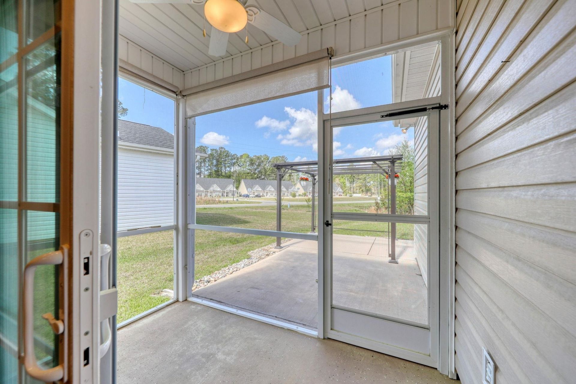 507 Whiddy Loop Photo 17