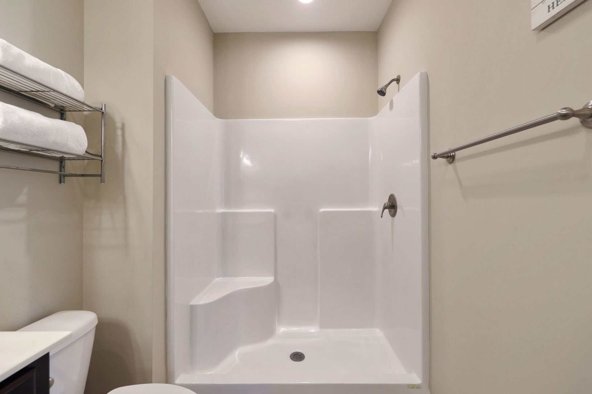 507 Whiddy Loop Photo 32