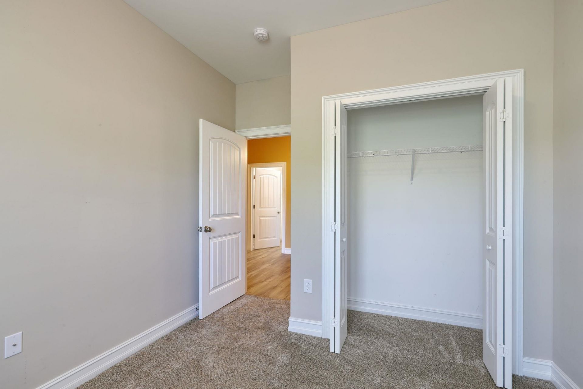 507 Whiddy Loop Photo 35