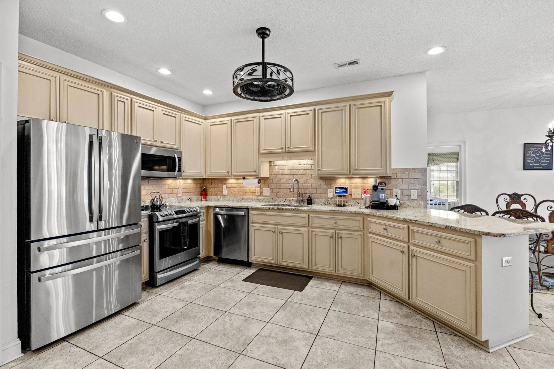 1459 Saint Thomas Circle Photo 13