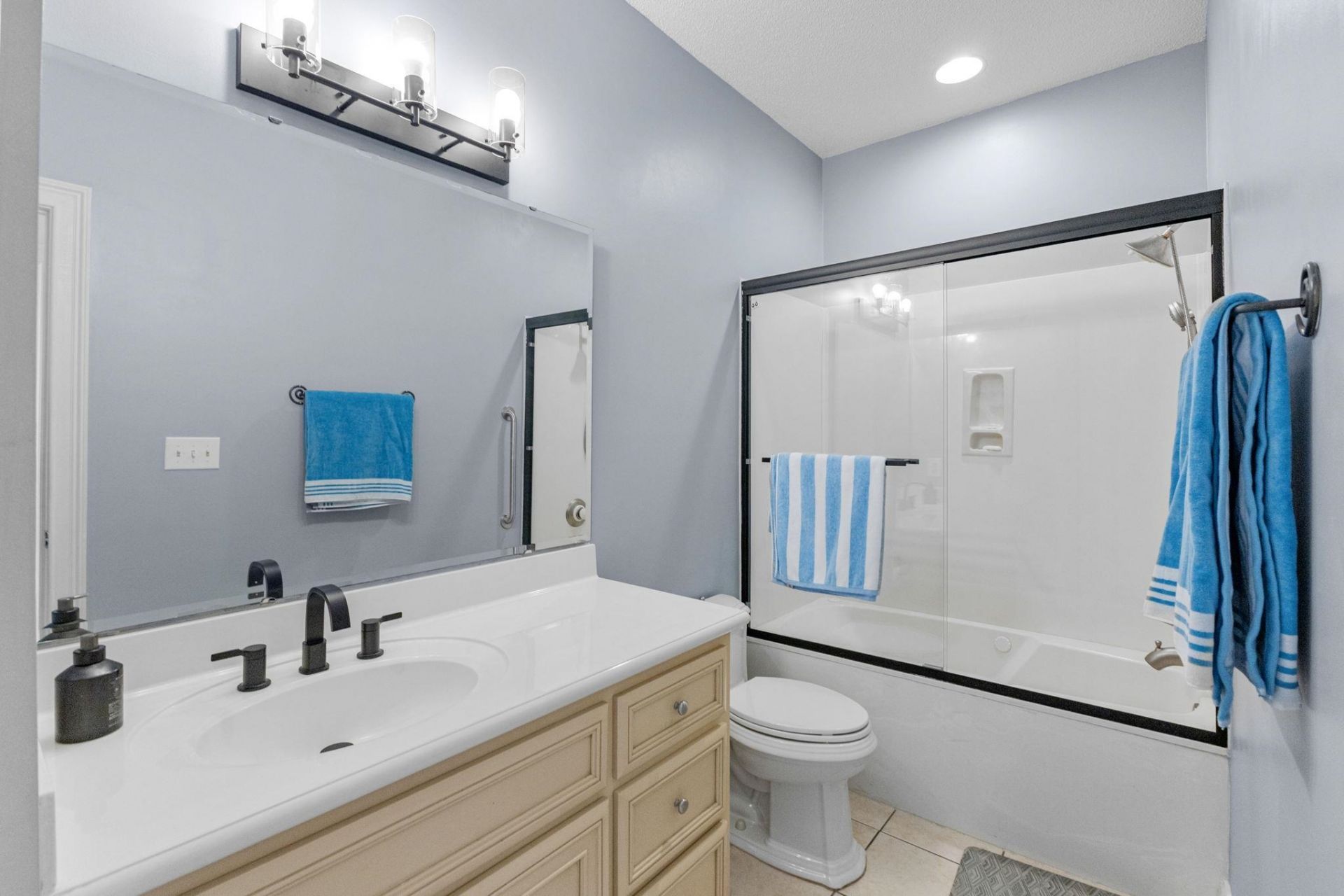 1459 Saint Thomas Circle Photo 24