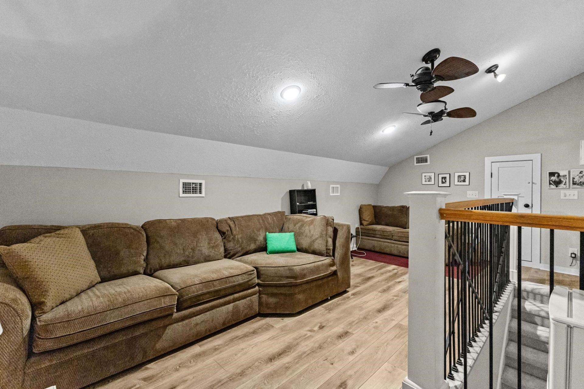 1459 Saint Thomas Circle Photo 26