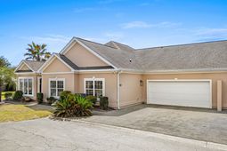 1459 Saint Thomas Circle photo 4