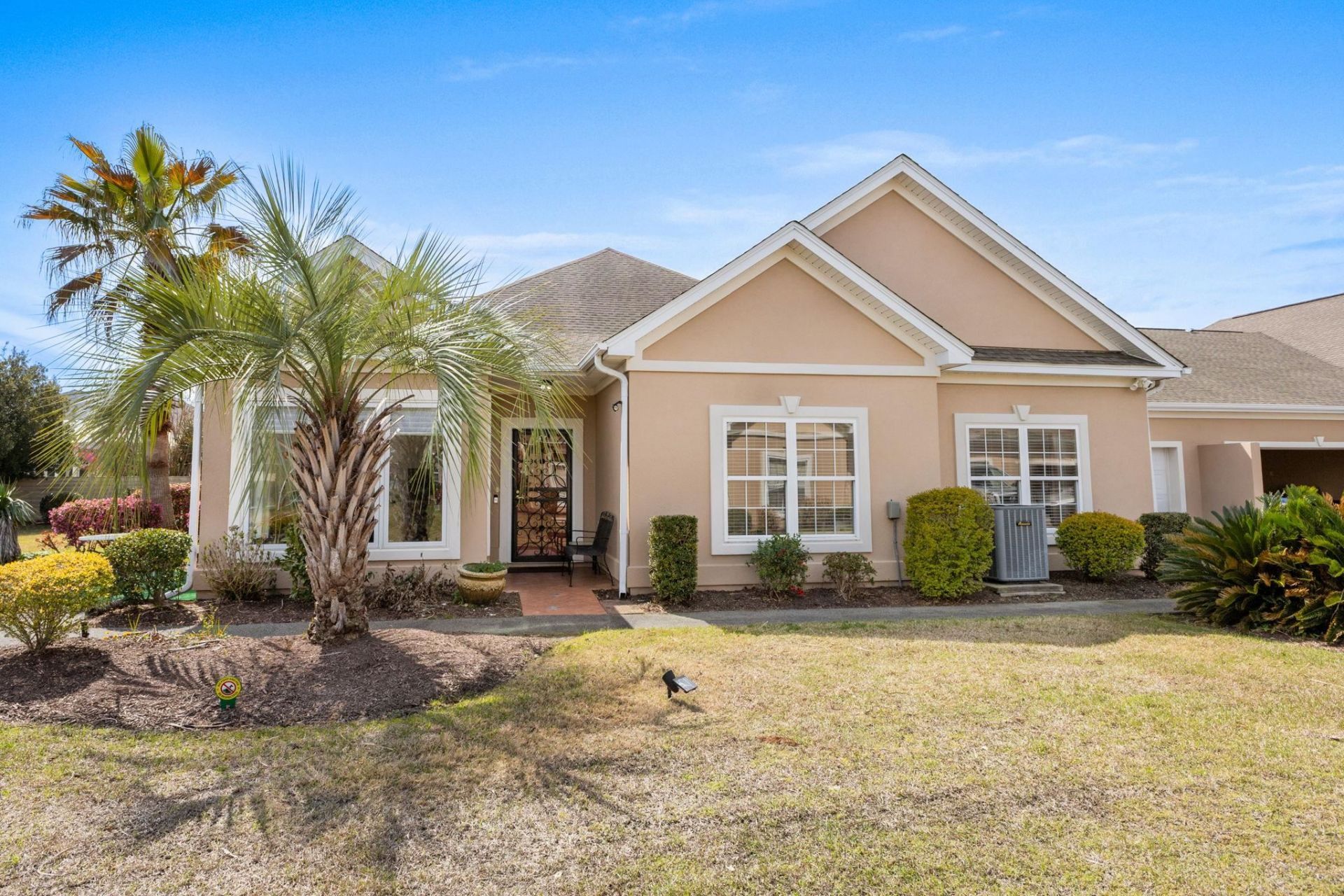 1459 Saint Thomas Circle Photo 4